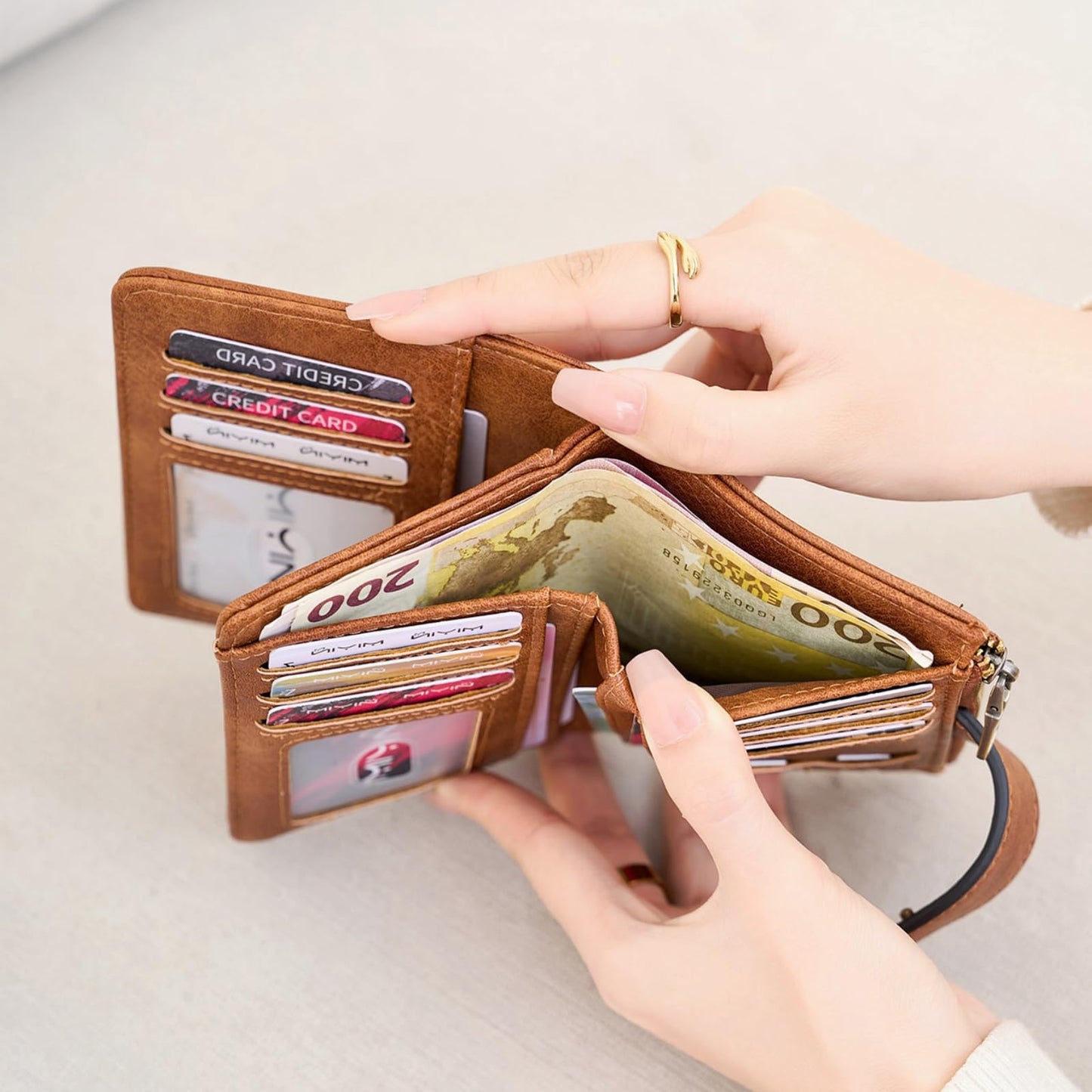 Small RFID Leather Bifold Wallet Coin Pocket Zipper